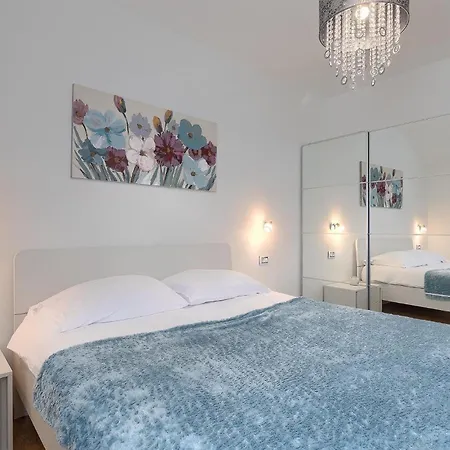 Holiday home Ena Istra *