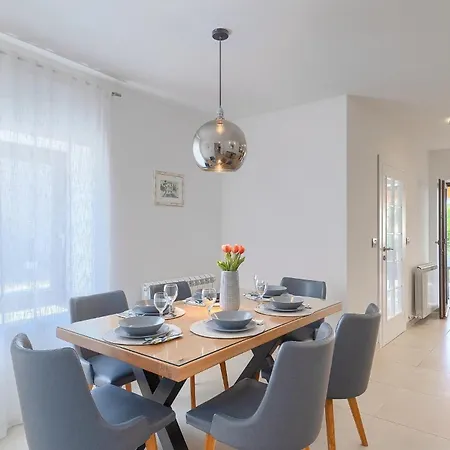 Holiday home Ena Istra Marcana