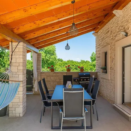 Ena Istra * Marčana