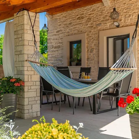 Ena Istra * Marčana