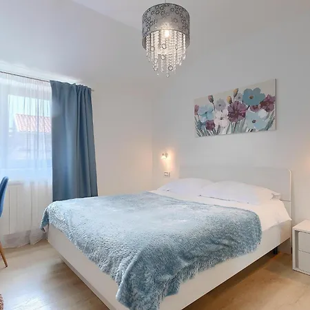 Ena Istra Hébergement de vacances *