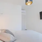 Ena Istra Nyaraló *